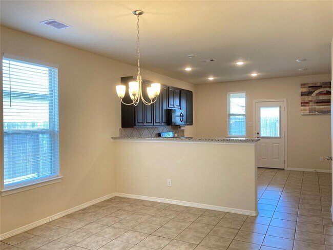 Foto del edificio - 2411 Concord Ter