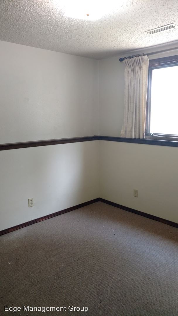 Building Photo - 5409 Norse Dr