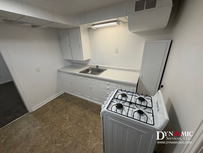 Foto del edificio - 516-518 W 16th St