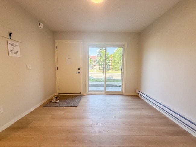 Building Photo - 9305-9123 123 Ave NW