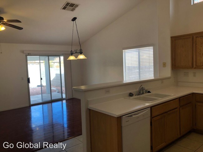 Building Photo - 3 br, 2.5 bath House - 343 Perry Ellis Dr