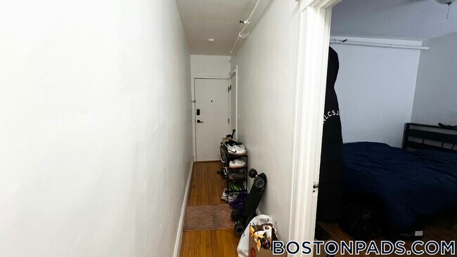 Foto del edificio - 16-20 Westland Ave.