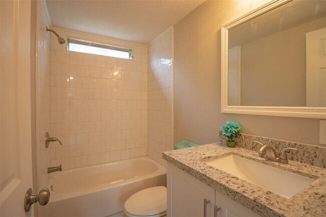 Foto del edificio - 3626 Willow Oak Rd