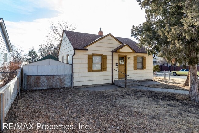 Building Photo - 2 br, 1 bath House - 1003 E Rio Grande St