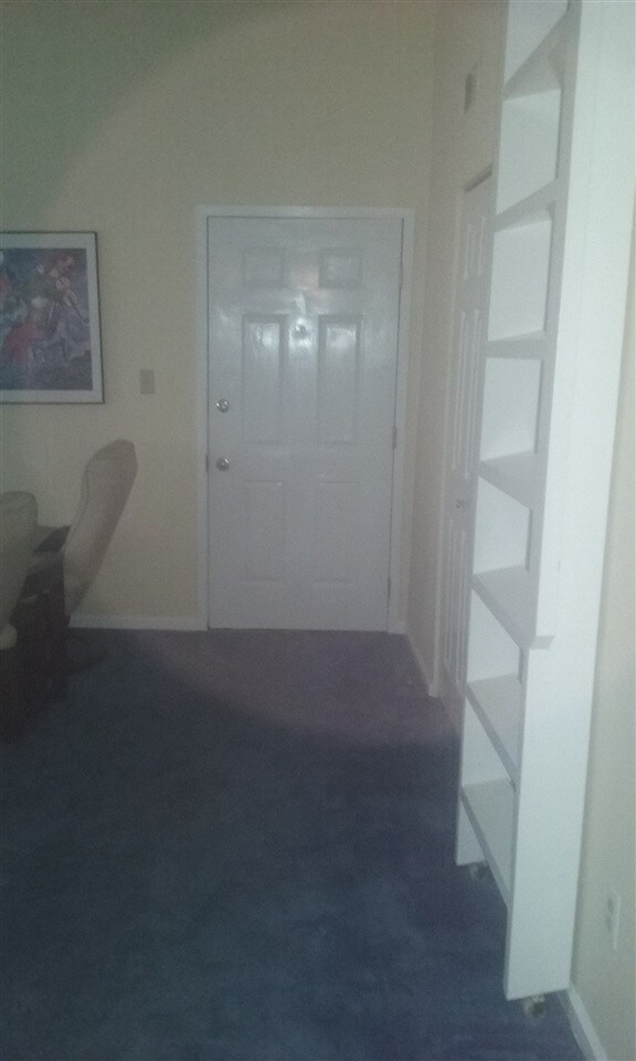 Foto del edificio - 537 E Jefferson St