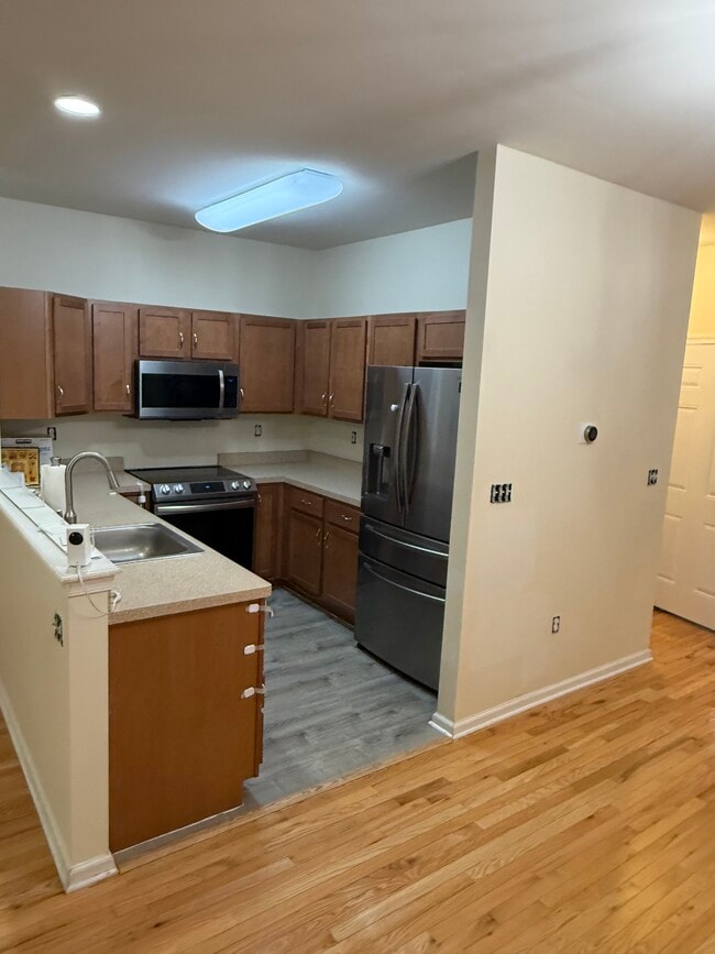 Building Photo - 1504 Crest Park Ct