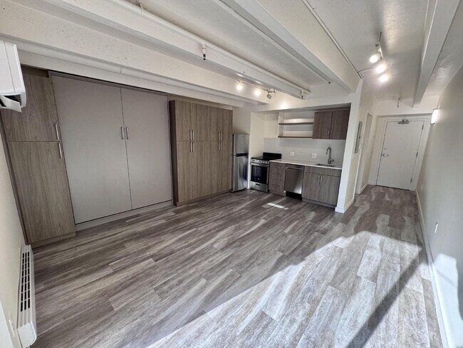 Foto del edificio - 1495 Vrain St