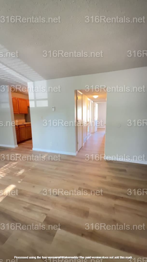 Building Photo - $675 - COMING SOON! SECTION 8/ Housing Voucher approved 2 bedroom / 1 bathroom - Newly remodeled ...