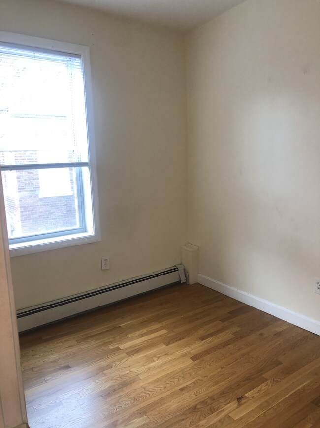 Foto del edificio - Prime 3 Bed/ 2 Bath in Beacon Hill