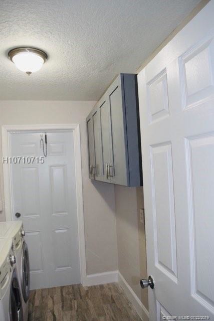 Building Photo - 9459 SW 52nd Ct