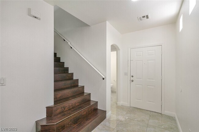 Foto del edificio - 9243 Shellmont Ct