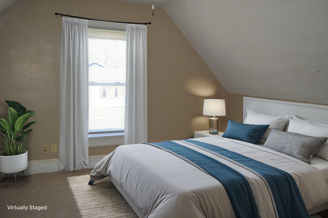 Foto del edificio - FOR RENT: 2 Bedroom House