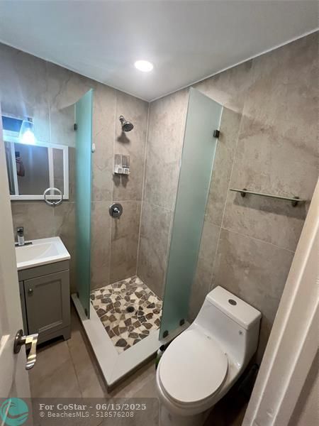 Foto del edificio - 42 SW 11th St