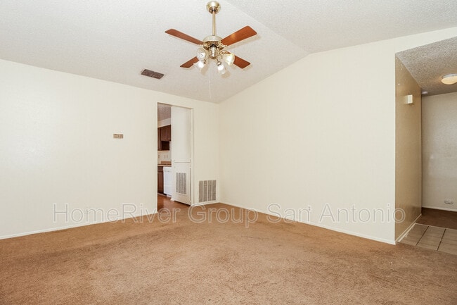 Building Photo - 5114 Mayspring