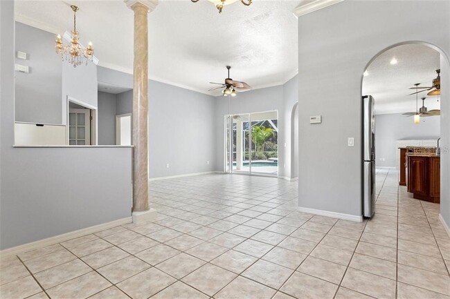 Foto del edificio - 4470 McIntosh Lake Ave