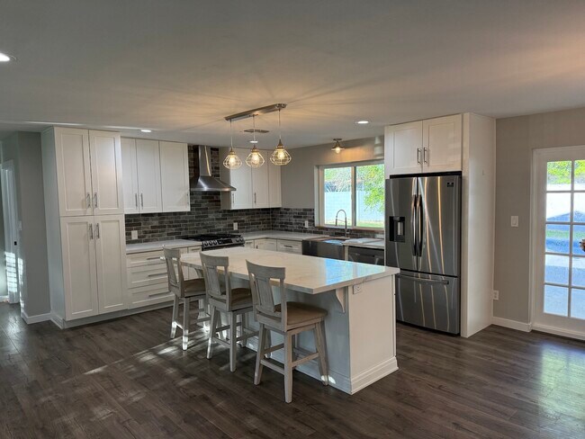 Foto del edificio - 8161 N 1st Dr