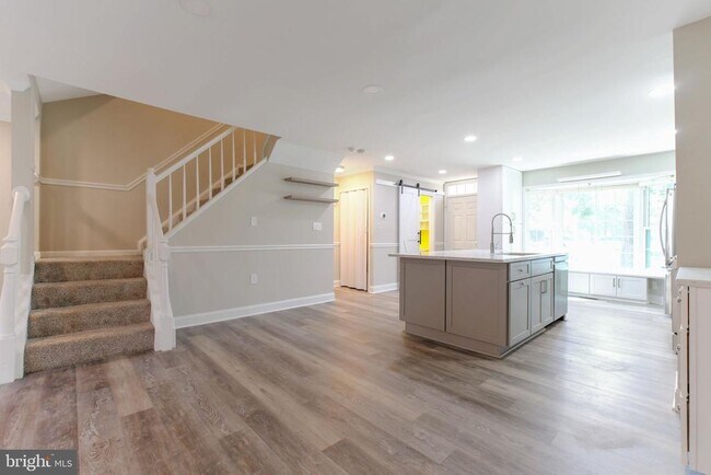 Foto del edificio - 21136 Winding Brook Square