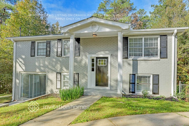 Foto del edificio - 6106 Shadow Glen Ct SW