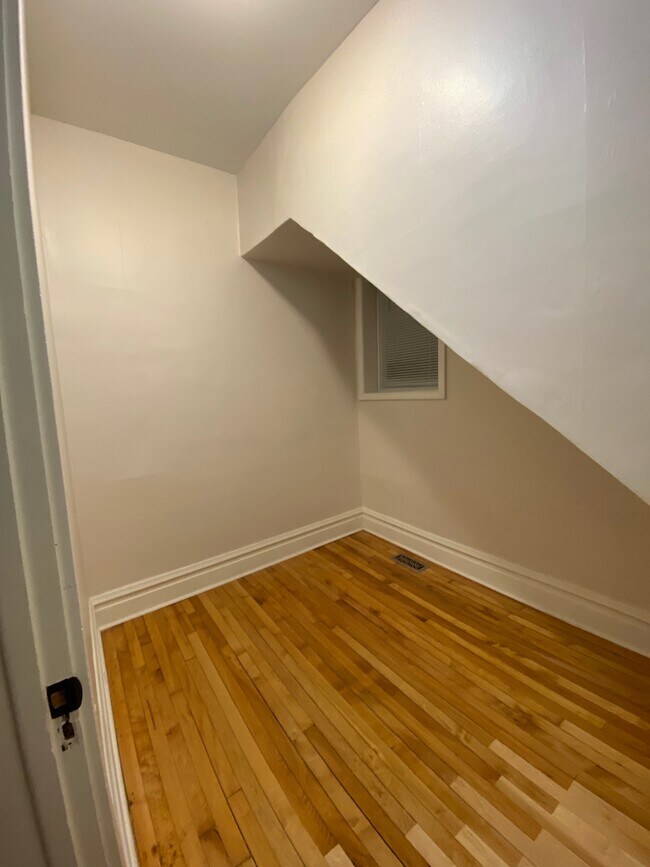 Bedroom 2 - 4716 S Rockwell St