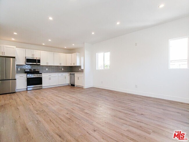 Foto del edificio - 2953 Francis Ave