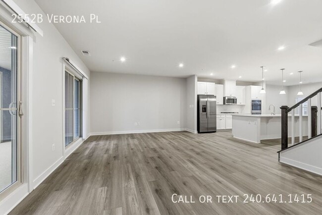 Foto del edificio - 2552B Verona Pl-