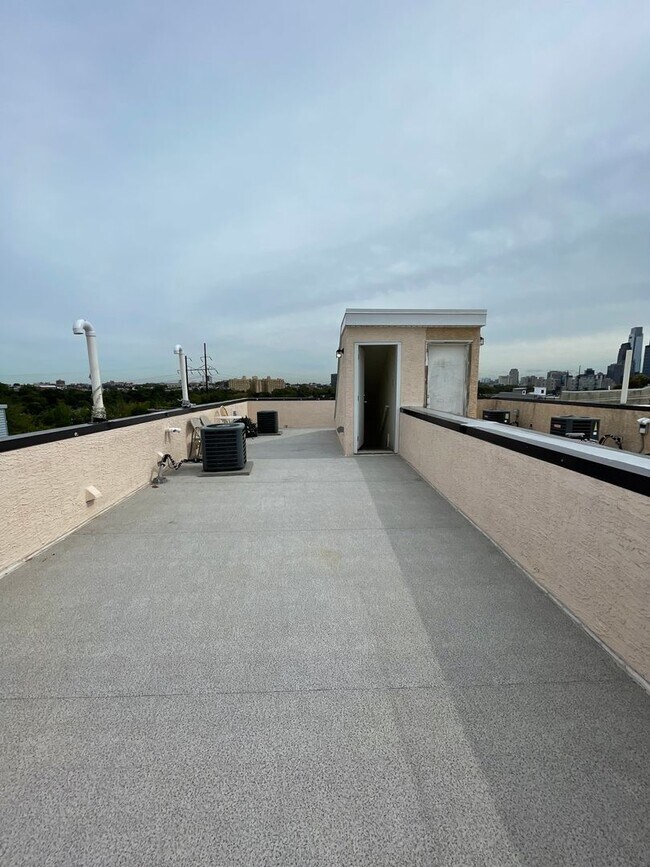 Foto del edificio - 678 N 33rd St