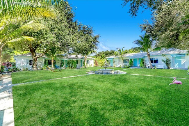 Foto del edificio - 8826 NE 2nd Ave