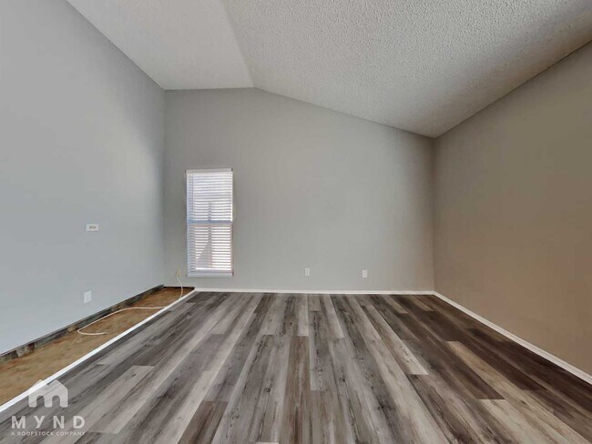 Foto del edificio - 7210 W Krall St