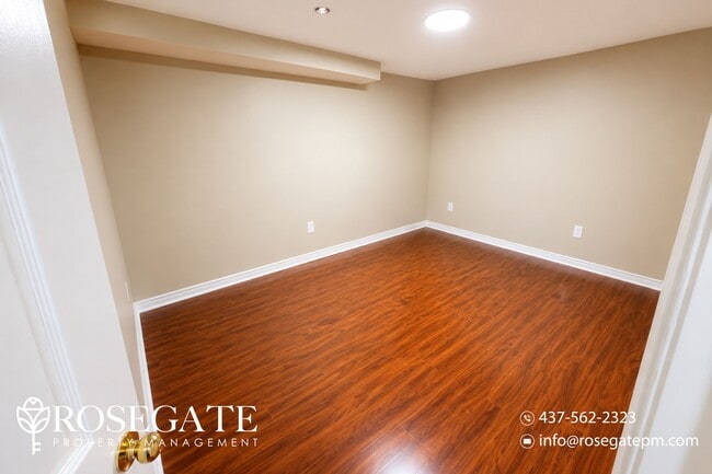 Building Photo - Bright 2-Bedroom Basement Apartment in Mississauga with Parking & Ensuite Laundry
