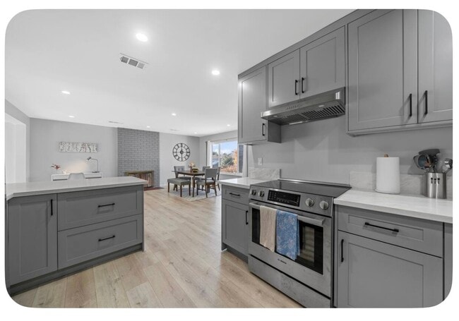 Building Photo - 11452 Presidio Way