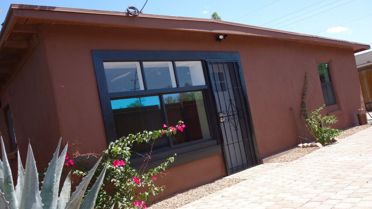 Foto principal - 3301 N Winstel Blvd