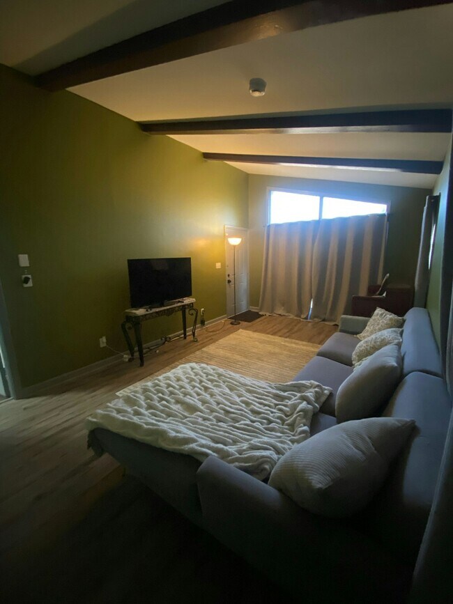 Foto del edificio - 841 Squirrel Hill Rd