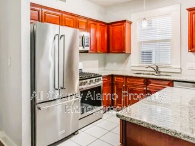 Foto del edificio - 218 Army Blvd