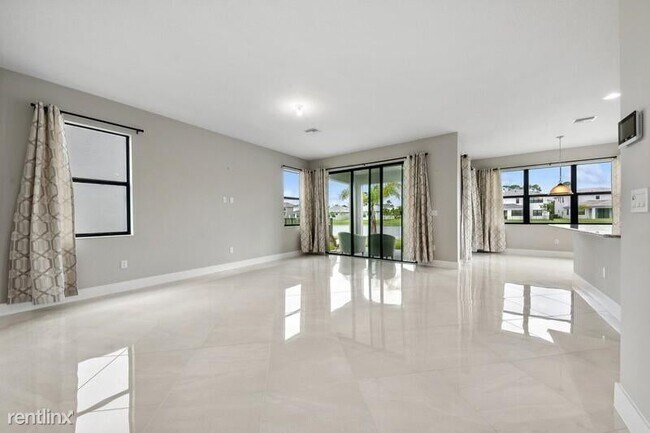 Foto del edificio - 5 br, 4 bath House - 7303 Estero Dr