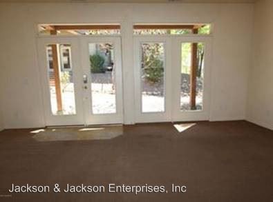 Building Photo - 3 br, 2.5 bath House - 1616 E Pecan Drive