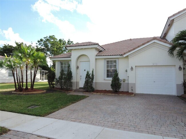 Foto del edificio - 18744 SW 28th Ct