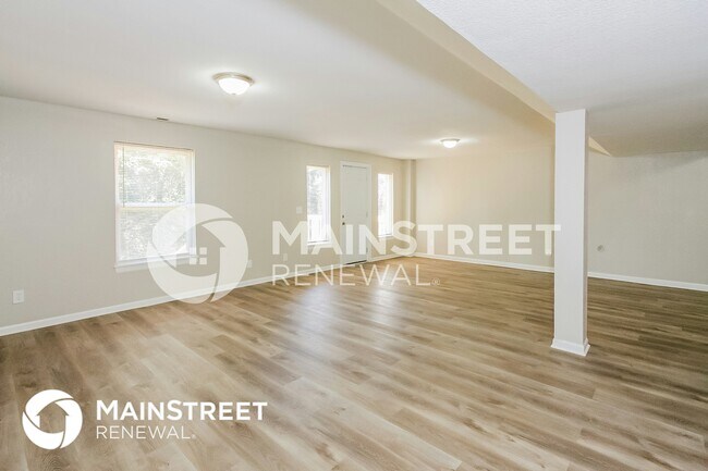 Foto del edificio - 11210 N Ditman Ave