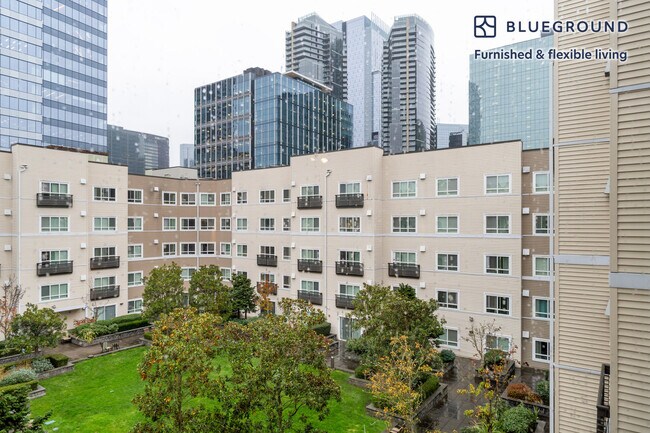 Building Photo - 362 Bellevue Way NE