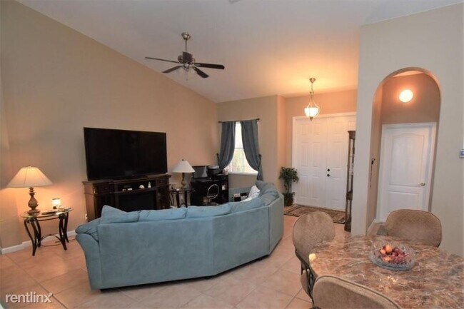 Building Photo - 3 br, 2.5 bath House - 5702 Place Lake Drive