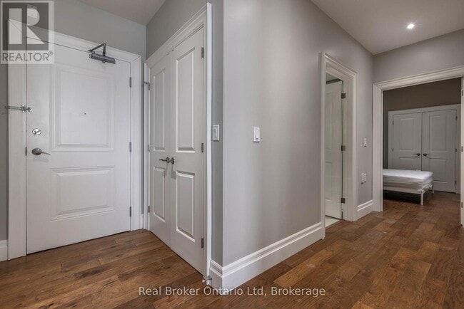 Photo du bâtiment - 945 3rd Ave E