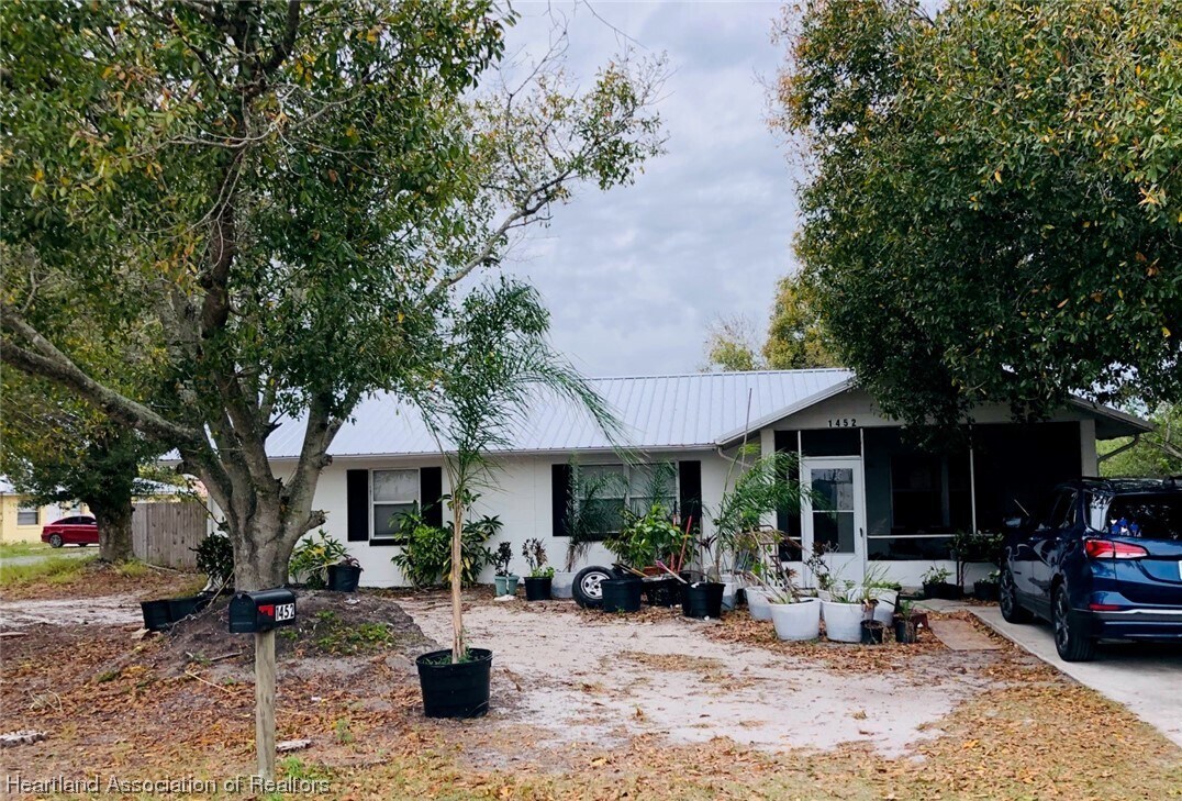 1452 Williams Gray Ct, Avon Park, FL 33825 House Rental in Avon Park