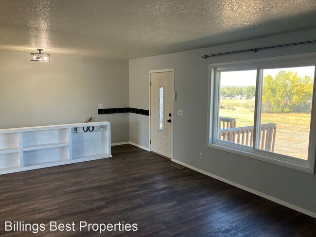 Foto del edificio - 4 br, 3 bath House - 2728 Sunrise Ave