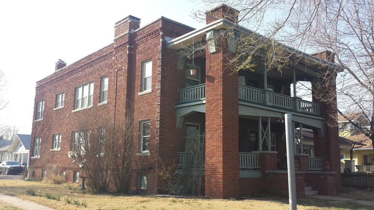 Foto del edificio - 401 N Topeka St