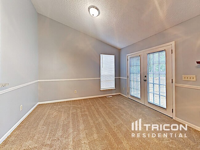 Foto del edificio - 225 Salusbury Ln