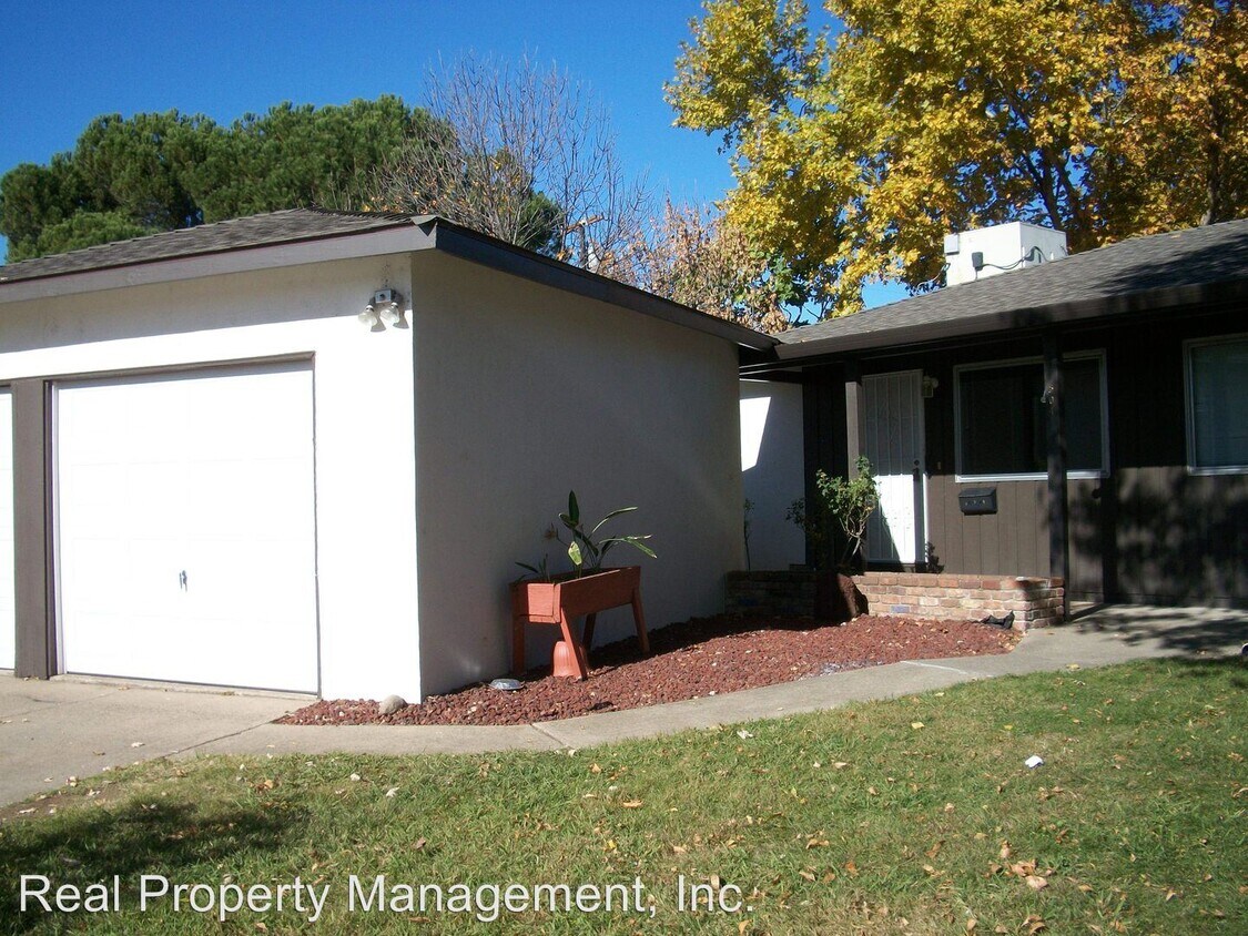 Foto principal - 2190-2280 Athens Ave