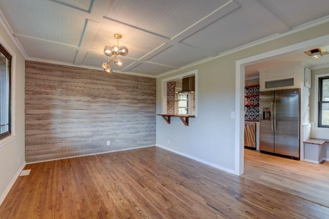 Foto del edificio - 551 Bonerwood Dr