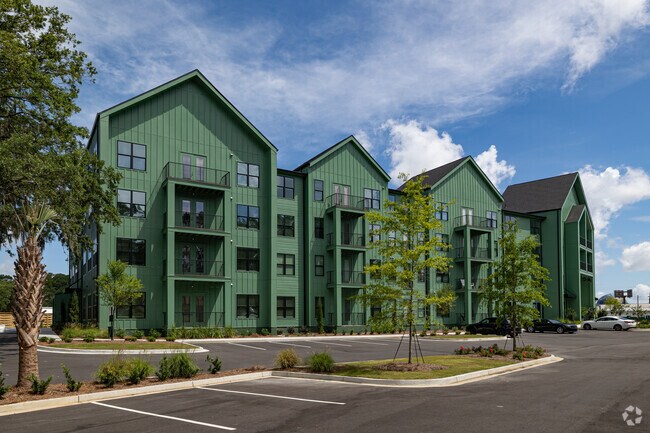 Building Photo - Arcadia Savannah