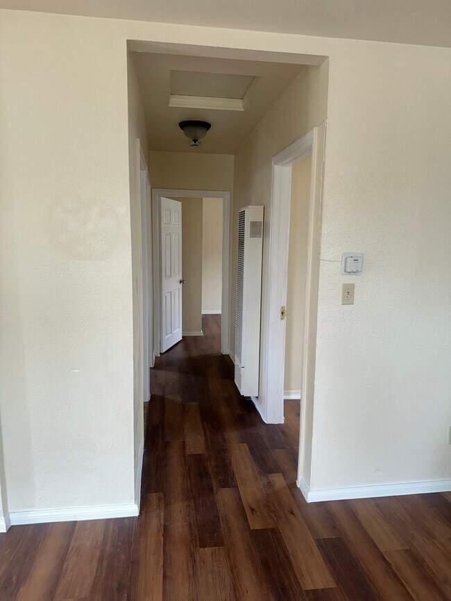 Foto del edificio - 427 E 98th St