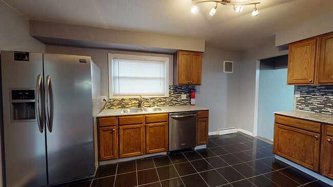 Photo - 1022 E Colvin St House