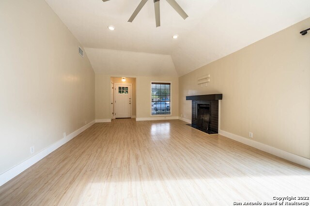 Building Photo - 10154 Inridge